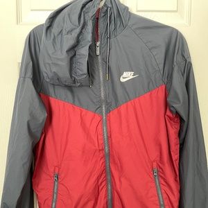 Nike Windbreaker, Size small